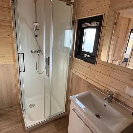 Kampeerwagon Domek alpejski Petten