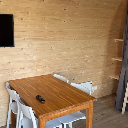 Kampeerwagon Петтен